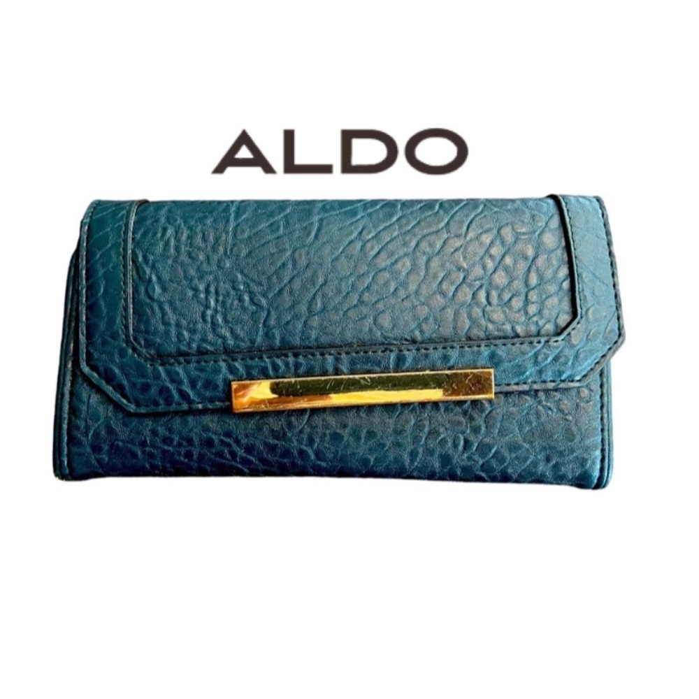 🌟🔥 BOGO Sale🔥🌟
 Green ALDO Wallet